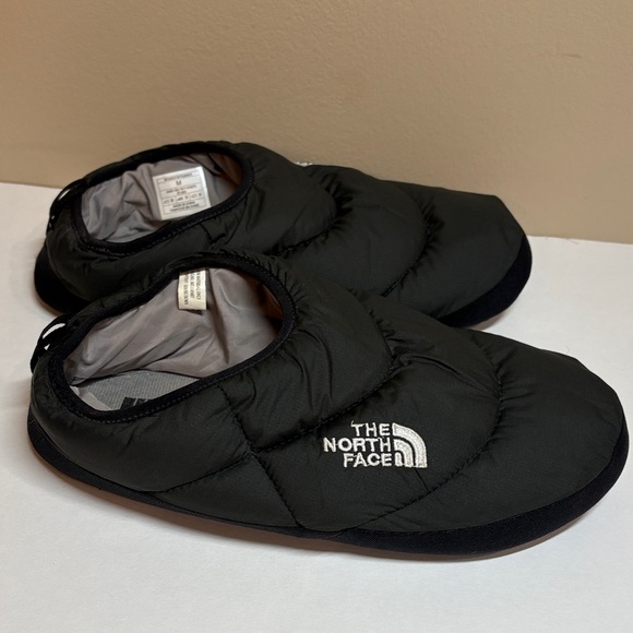 The North Face Women's Black Goose Down Puffer Slippers, Size 8, EUC - Picture 1 of 8